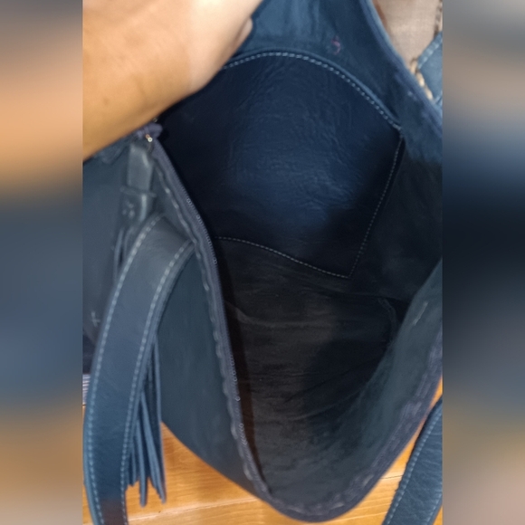 Leather Tote NWT Navy Blue Bohemian - Picture 7 of 7